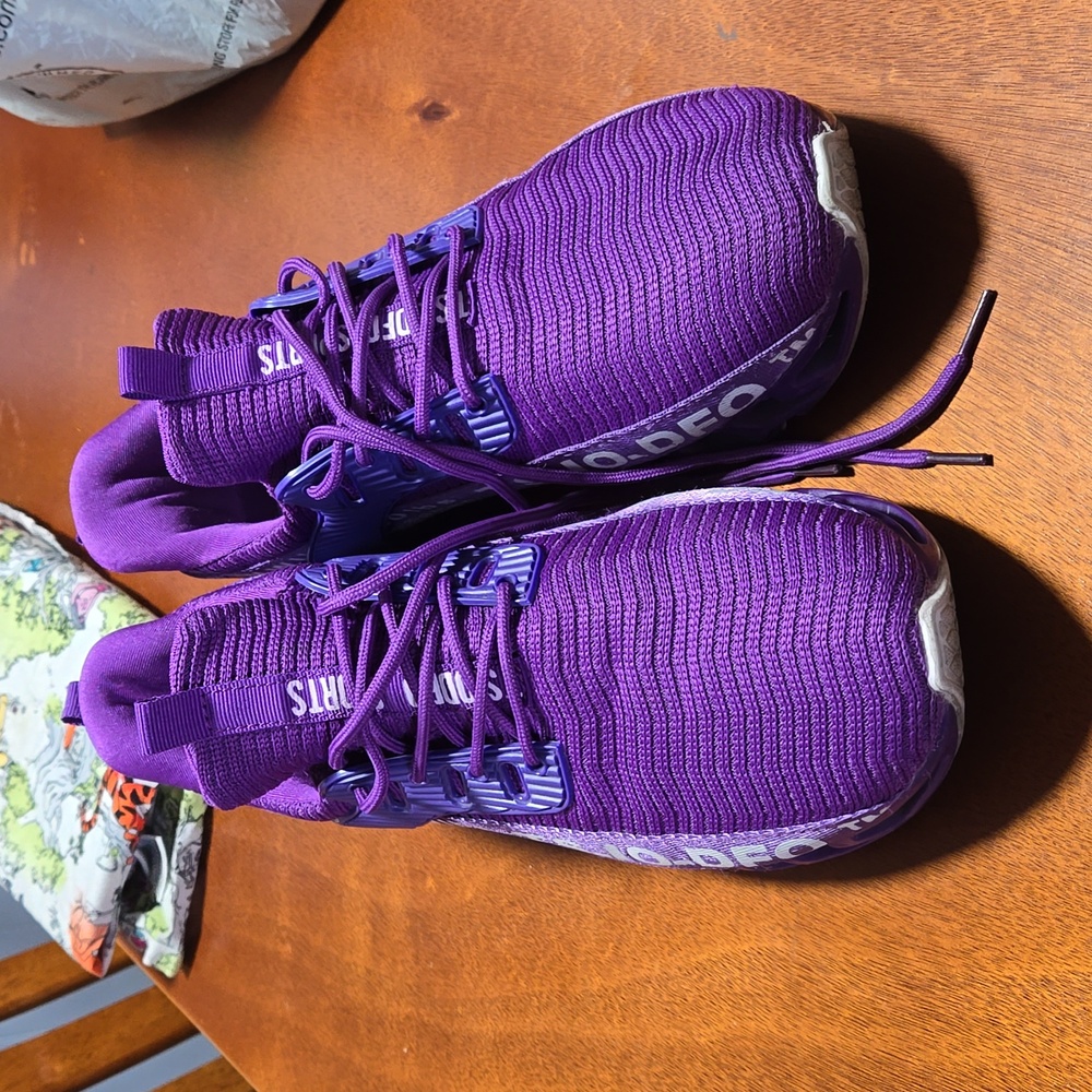 Ladies size 11 purple tennis shoes